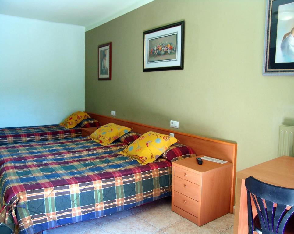 Hotel Pinxo Santa Coloma De Farners Kamer foto